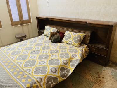 Bedroom set