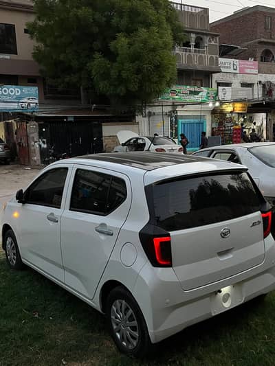 Daihatsu Mira 2022