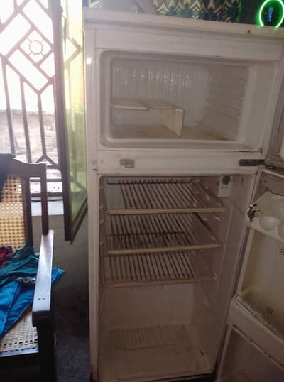 Hitachi Fridge