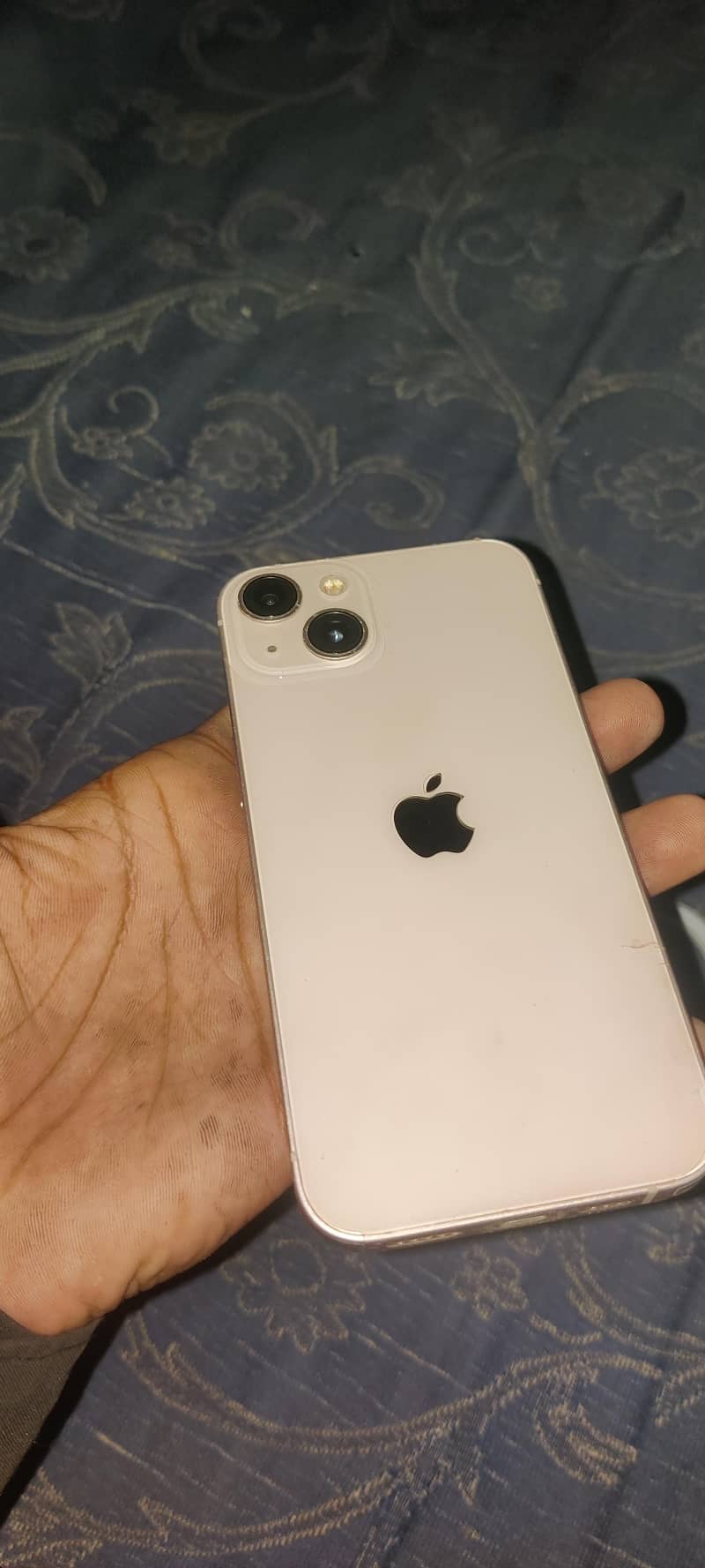 Apple iPhone 13 1