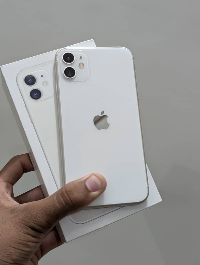 Apple iPhone 11 3