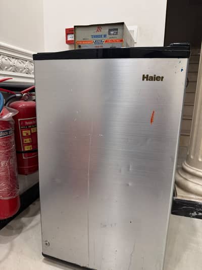 Haier Mini Fridge (Mini Refrigerator