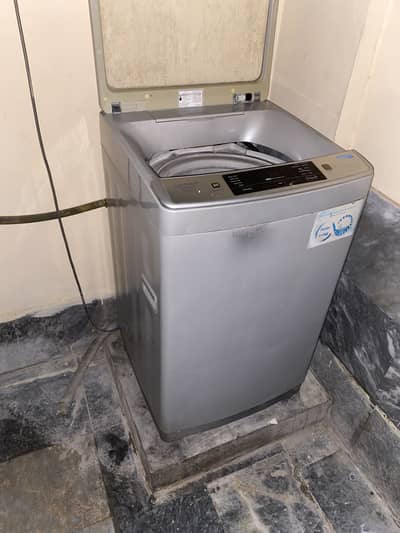 Hier 9 kg Automatic Washing Machine