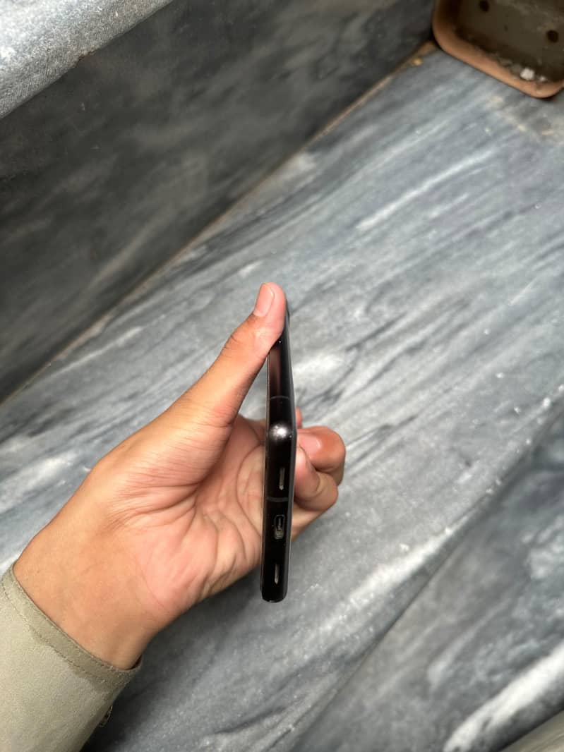 Google Pixel 7a 3