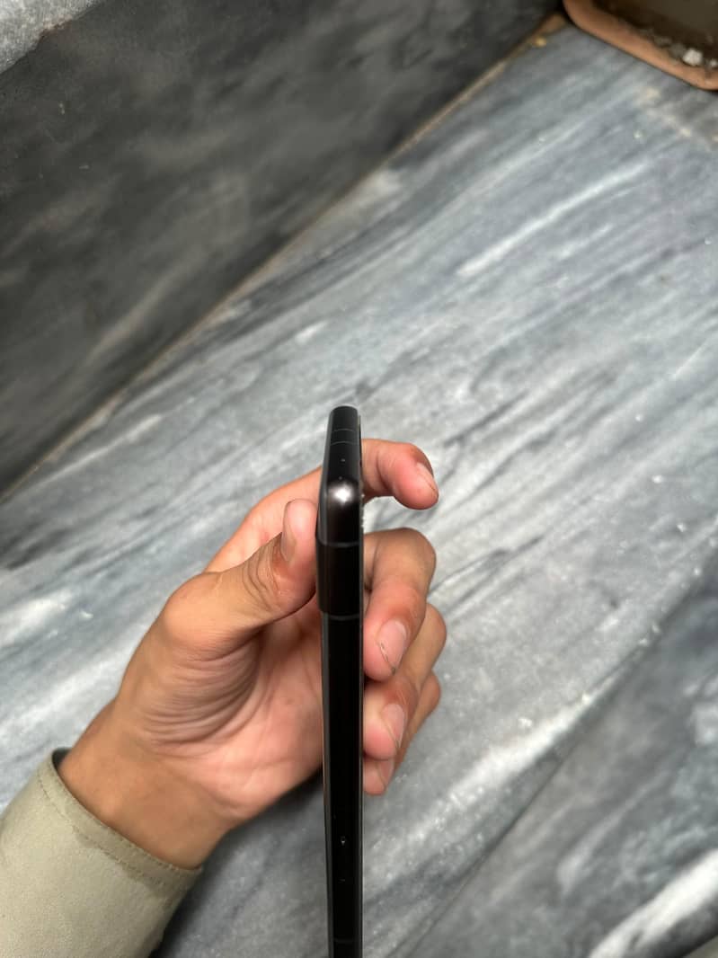 Google Pixel 7a 5