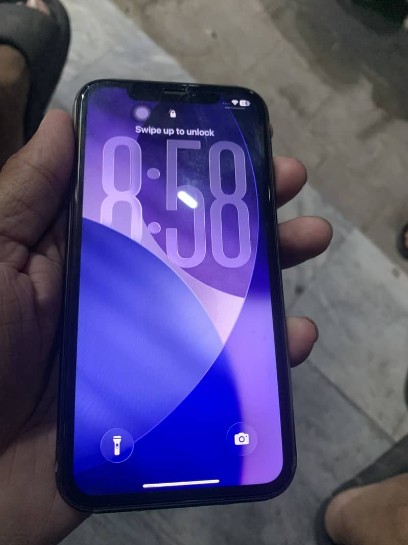 Apple iPhone 11 3