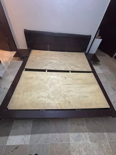 Sheesham Wood Chinese bed
