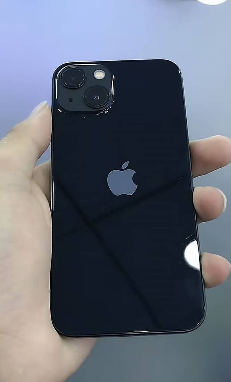 Apple iPhone 13 0