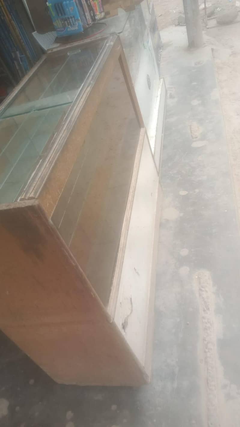 Front Counter 1