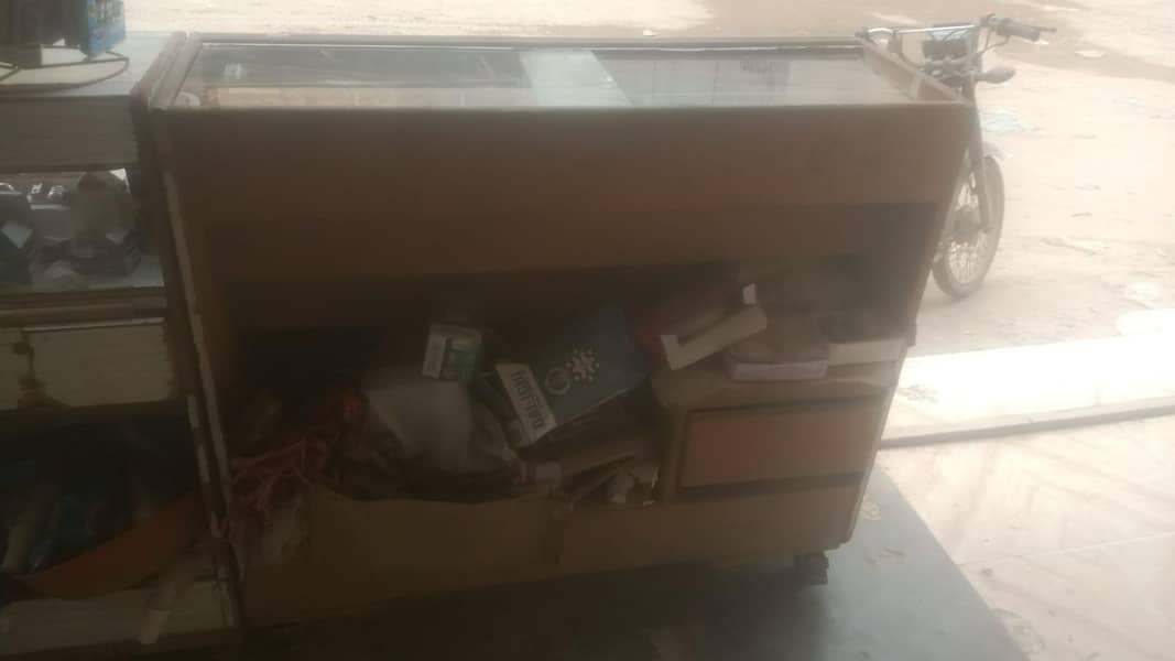 Front Counter 3
