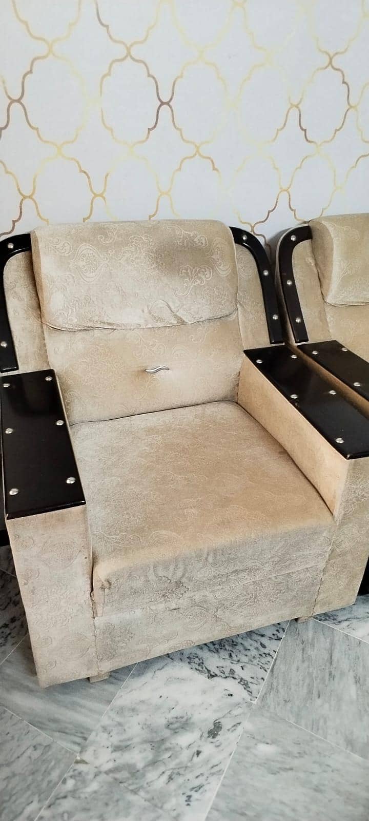 5 Seater Sofa 1