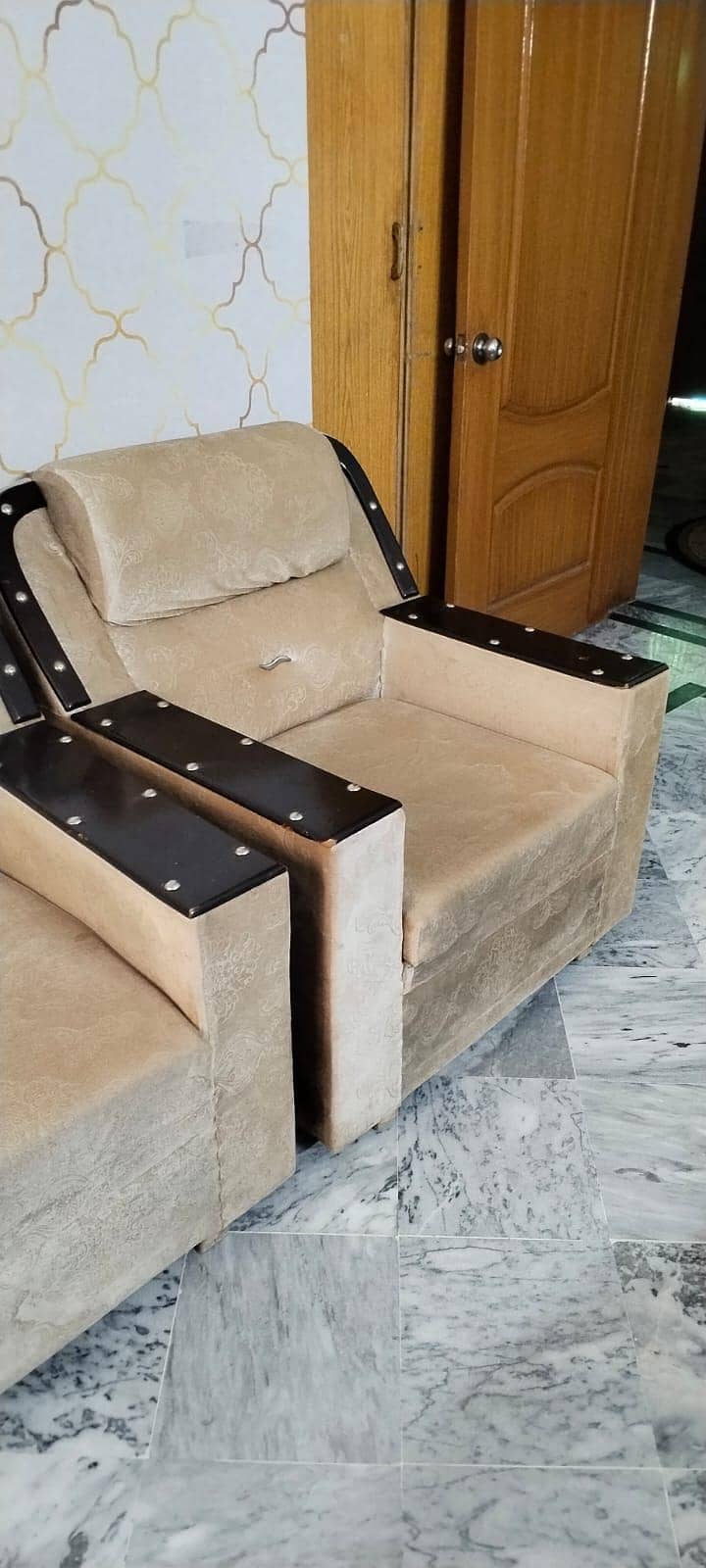 5 Seater Sofa 2