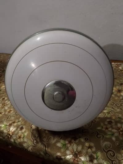 younas fan in good condition ceiling fan