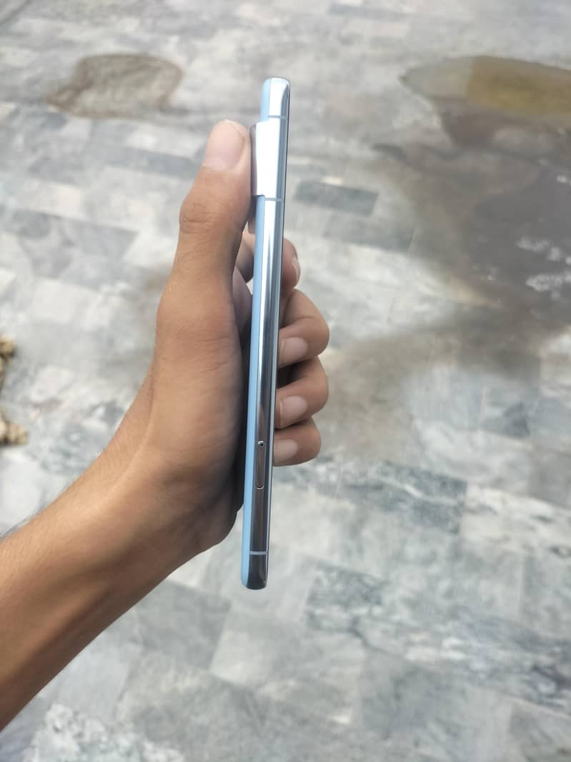 Google Pixel 8 Pro 3