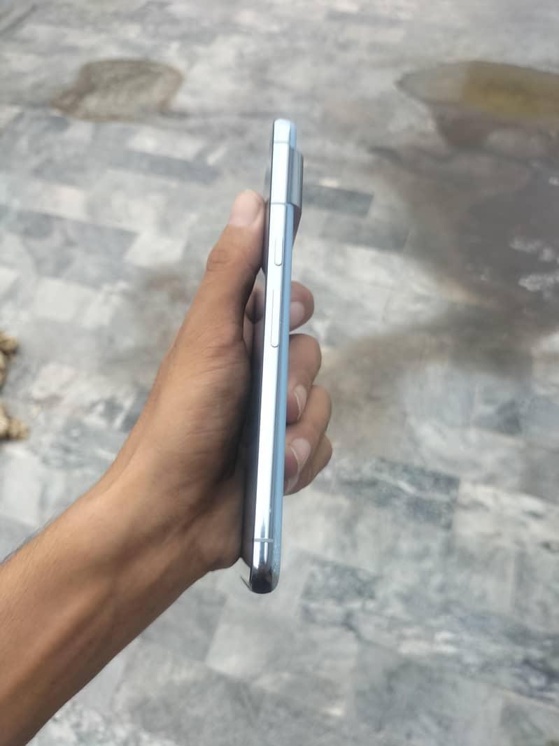 Google Pixel 8 Pro 4