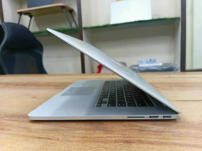 MacBook Pro 2015 (Imported) 1