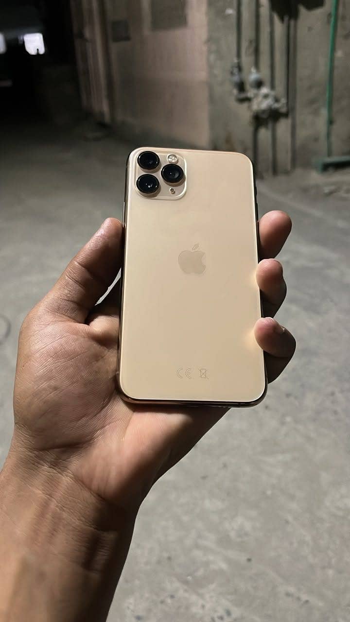 Apple iPhone 12 3