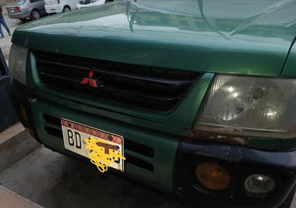 Mitsubishi Pajero Mini 2000