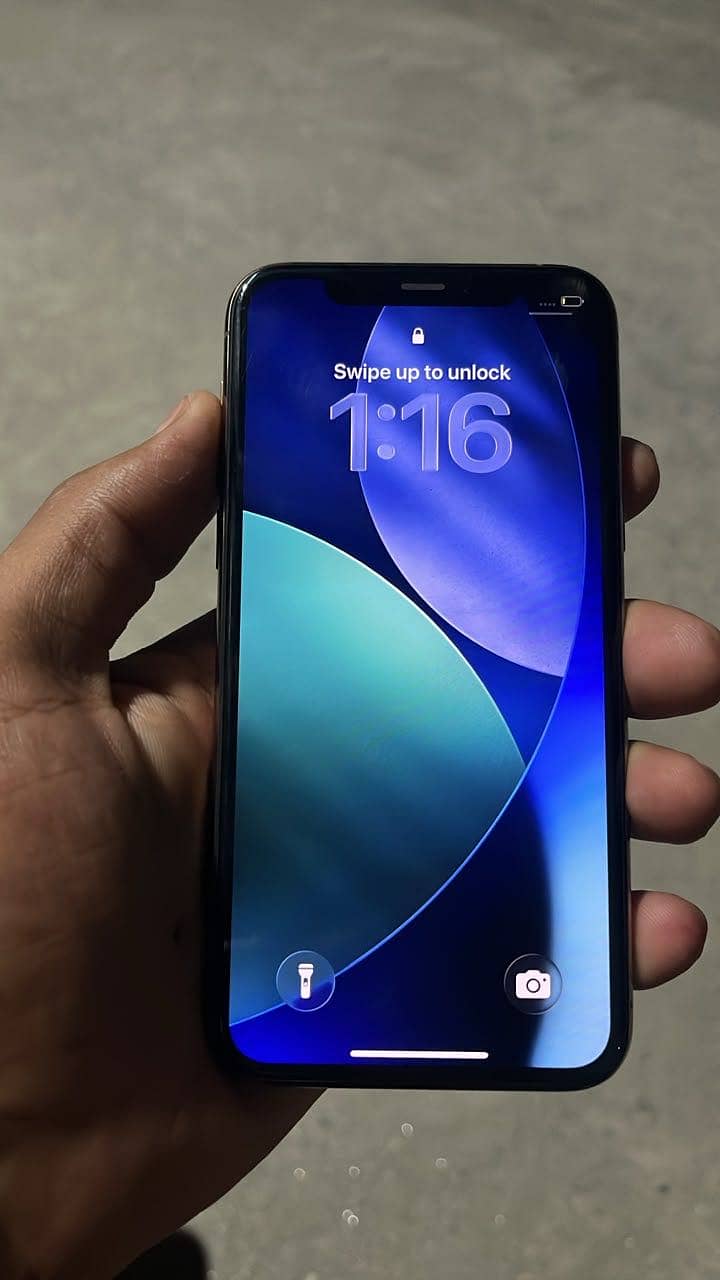 Apple iPhone 12 4