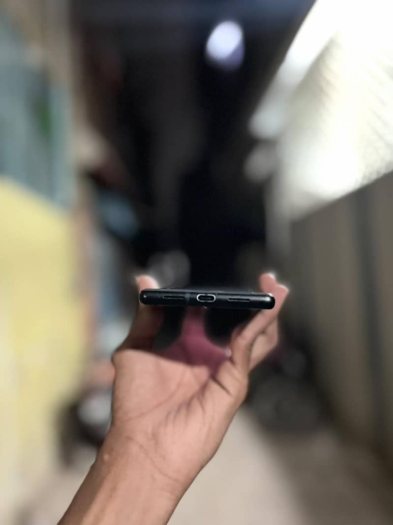 Google Pixel 6 4