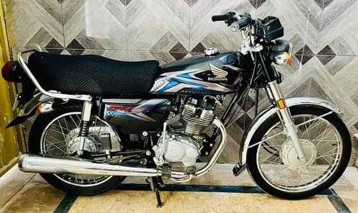 125 Honda cg125 black
