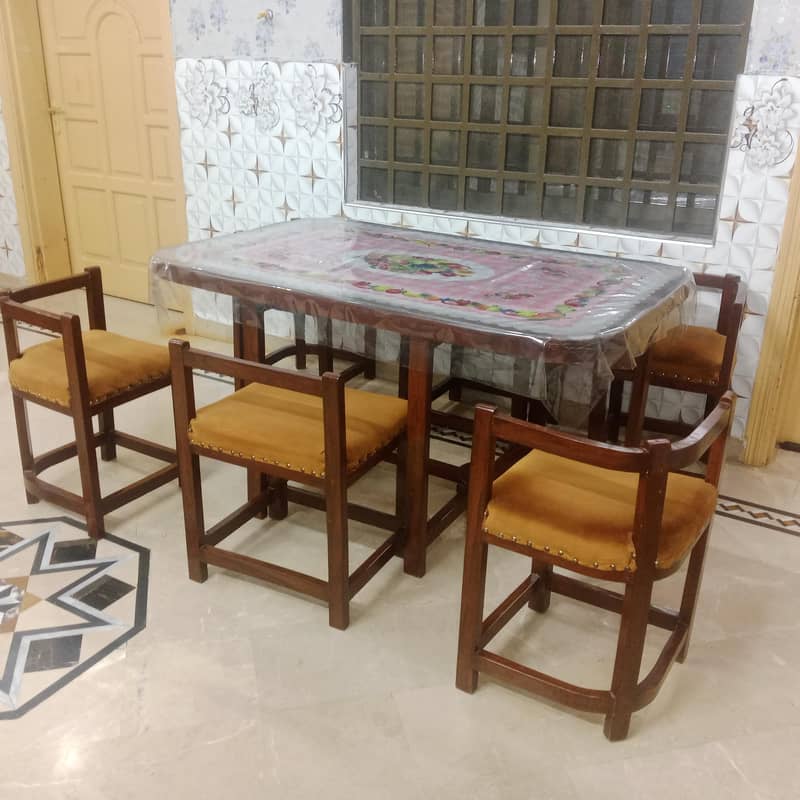 6 seater Dining Table 1