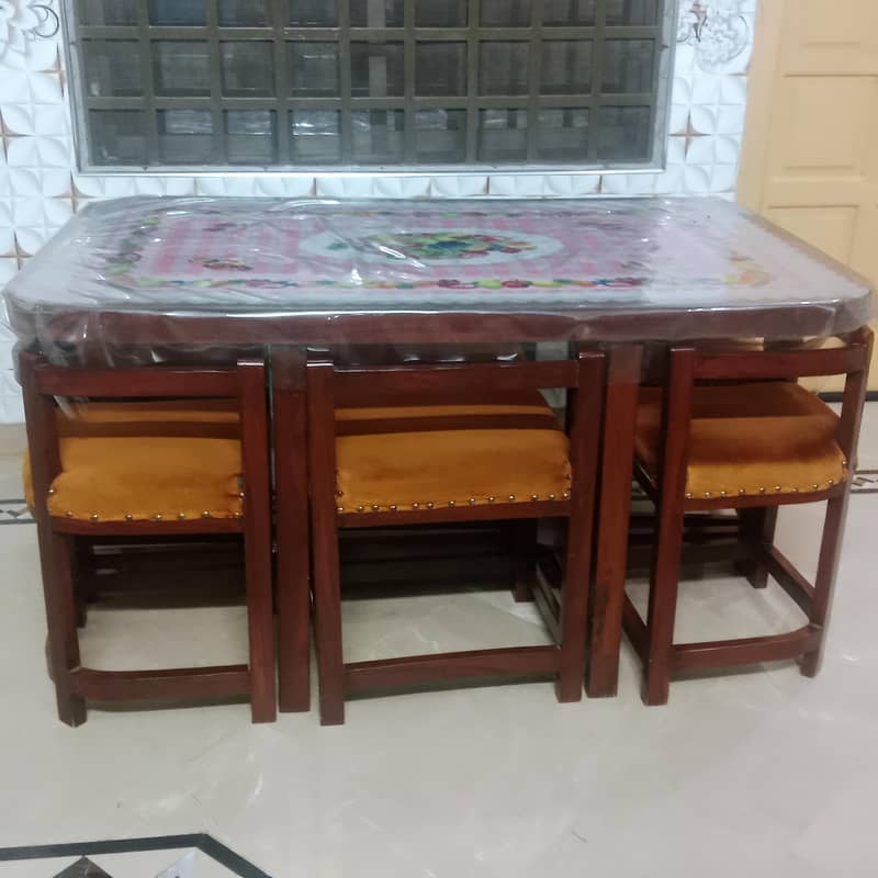 6 seater Dining Table 4
