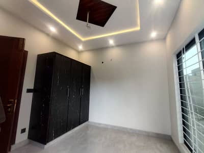 3 MARLA LOWER PORTION FOR RENT WITH GAS