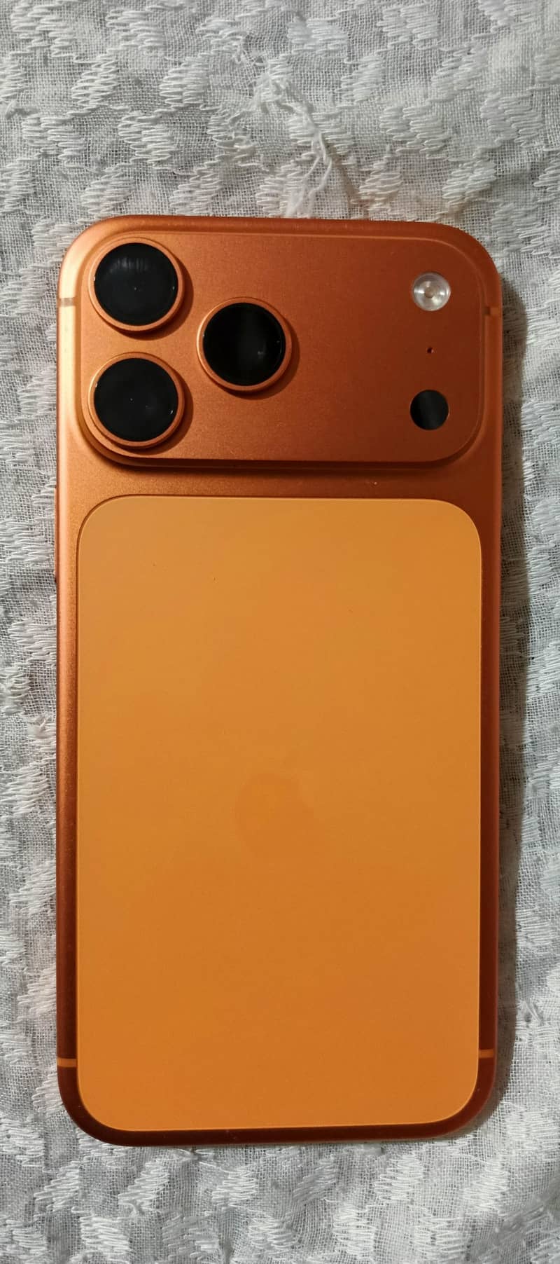 Apple iPhone 17 Pro Max 1