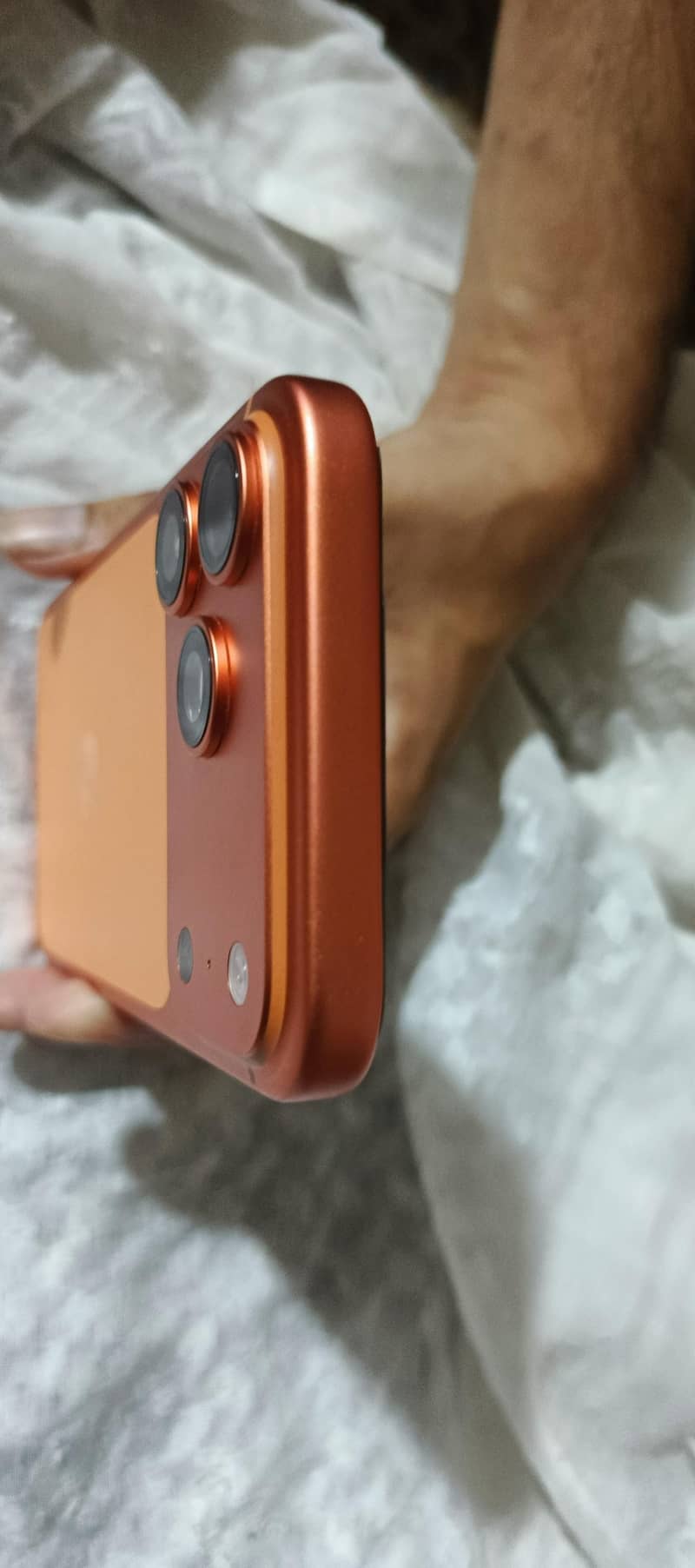 Apple iPhone 17 Pro Max 2