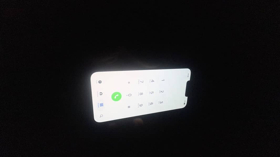 Apple iPhone 13 9