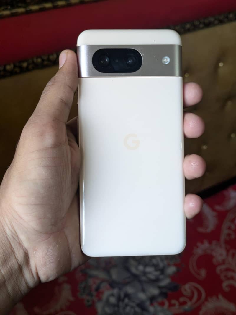 Google Pixel 8 11