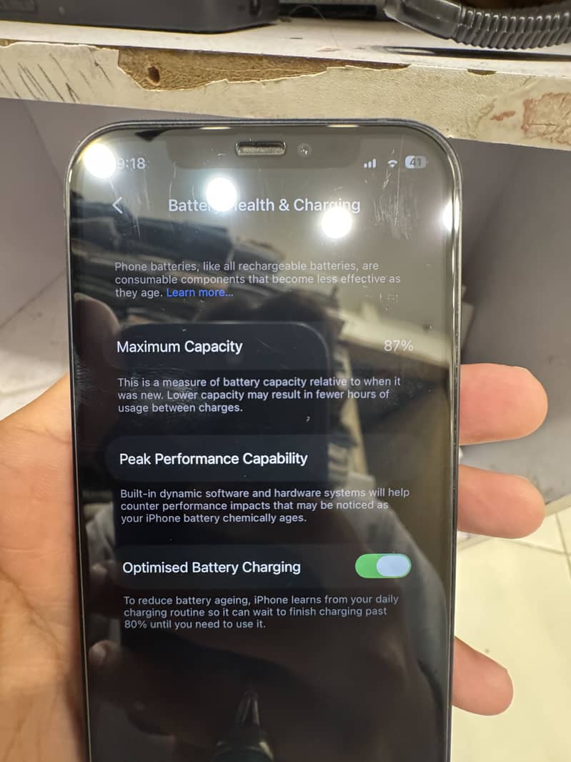 Apple iPhone 12 2