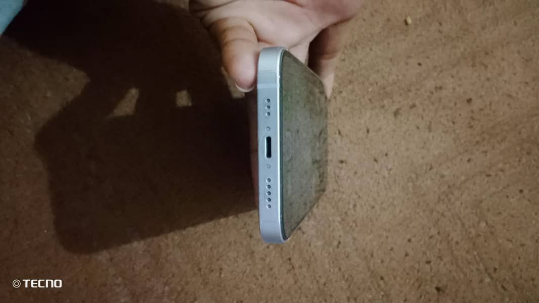 Apple iPhone 14 5