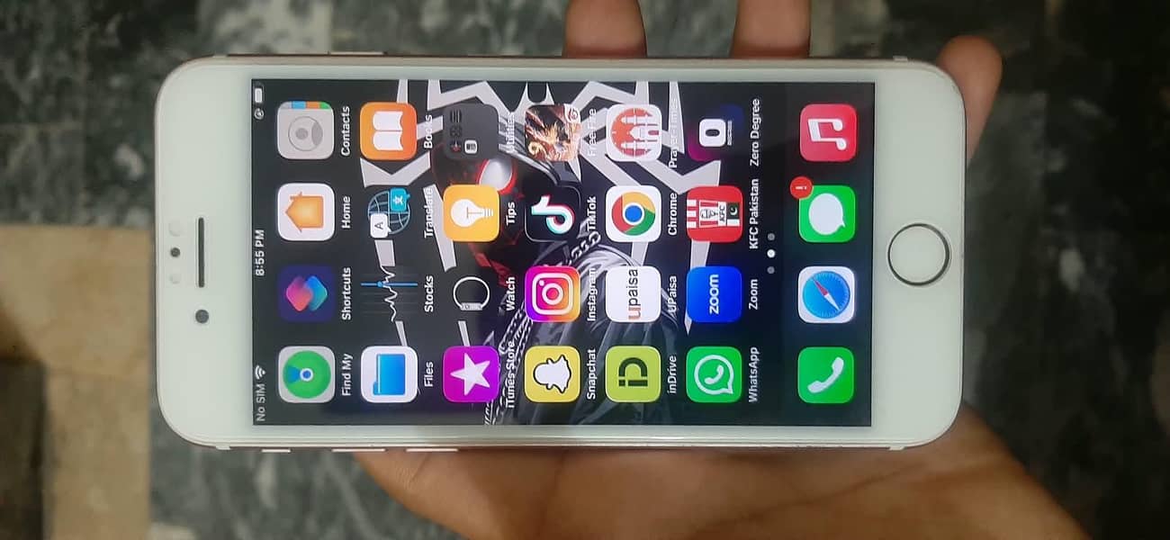 Apple iPhone 7 4