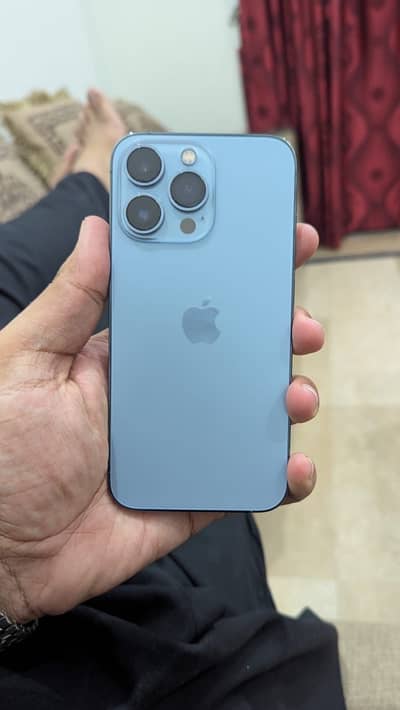 Apple iPhone 13 Pro