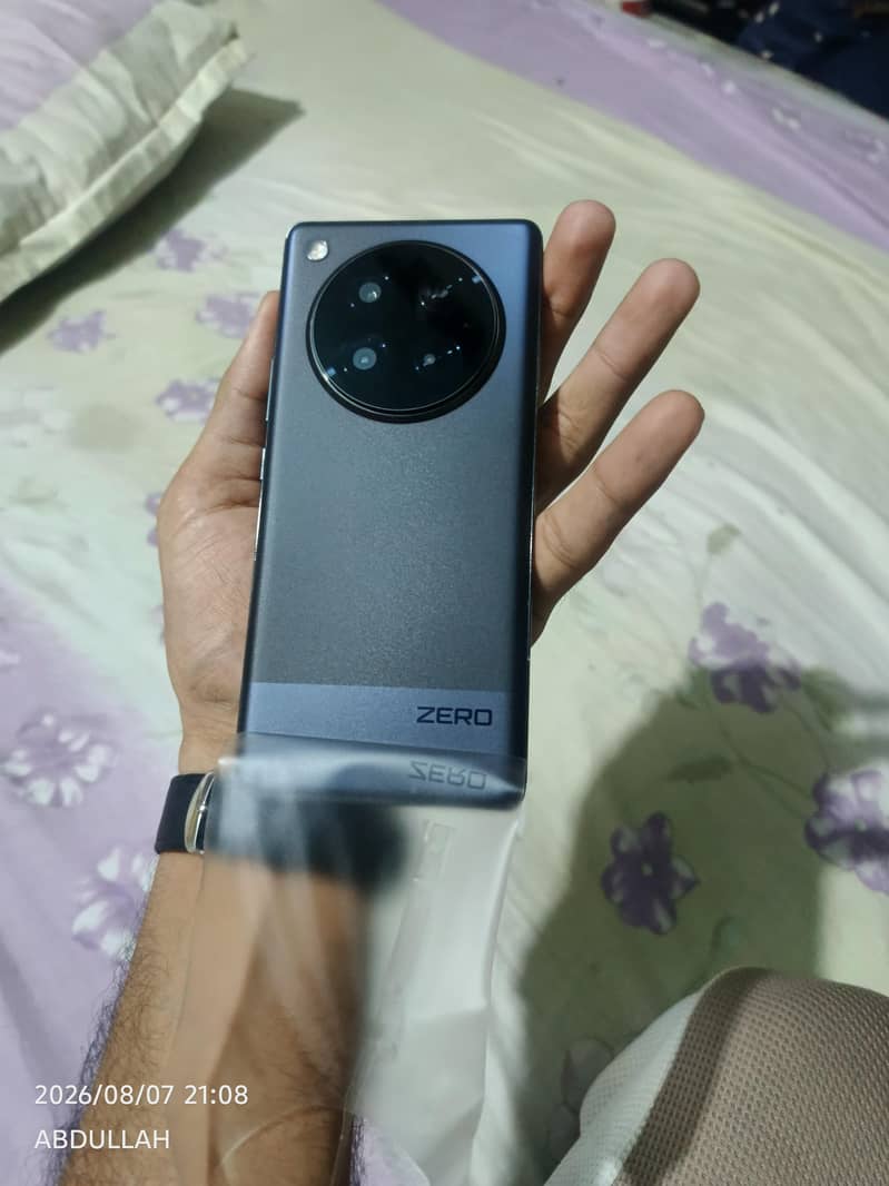 Infinix Zero 40 0