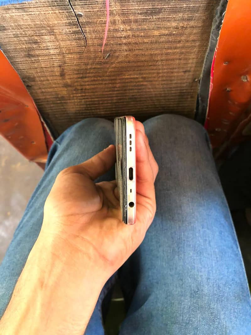oppof17 5