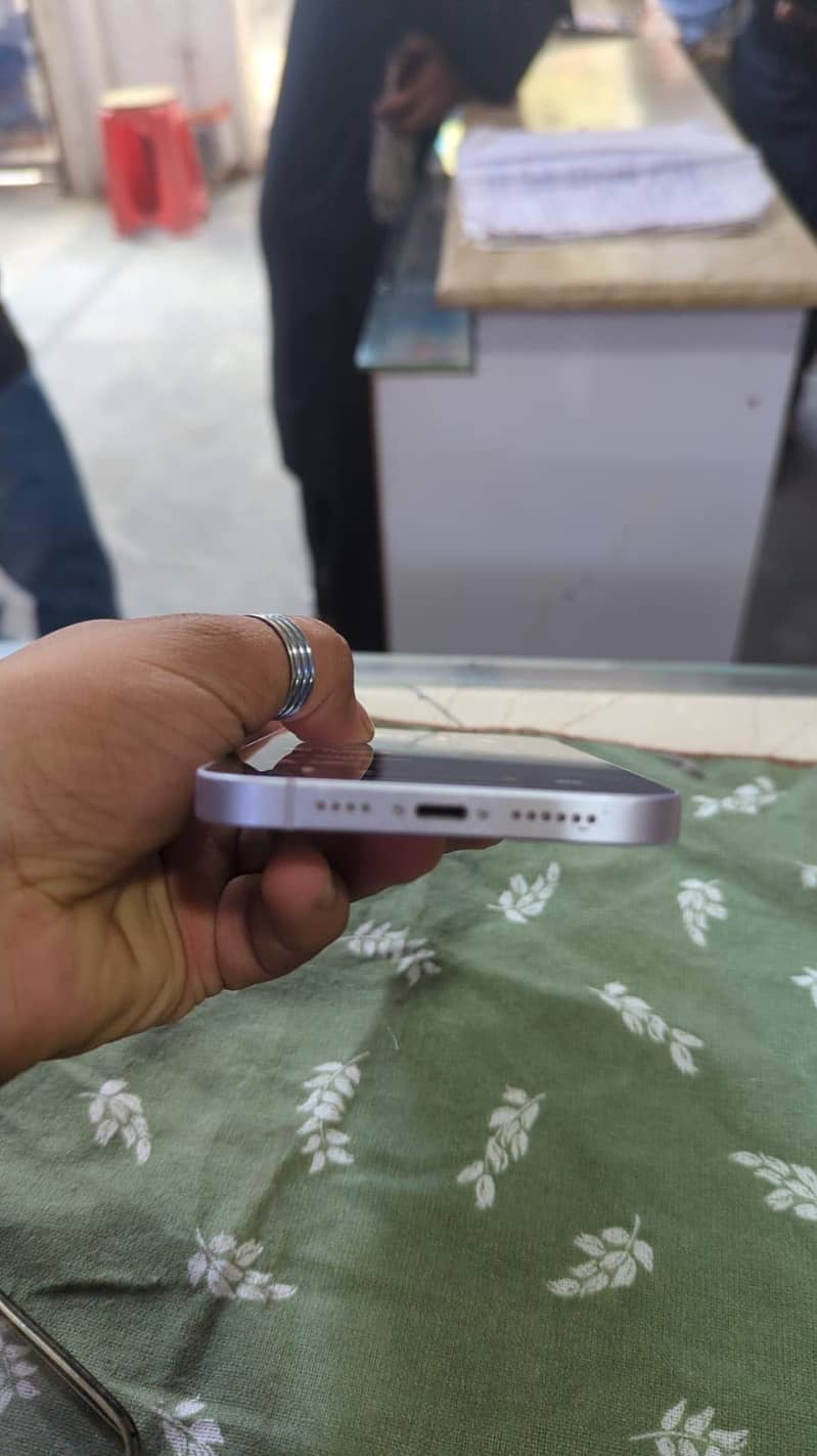 Apple iPhone 14 plus 1