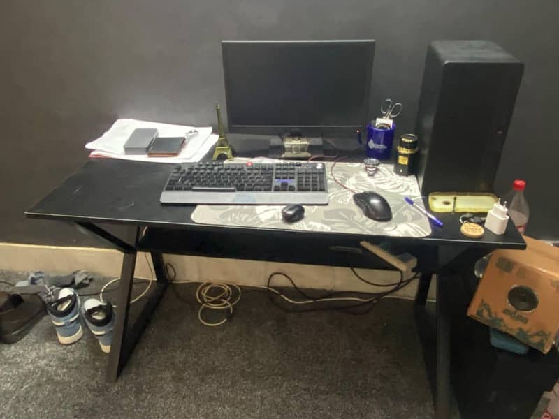 computer table / study table 1