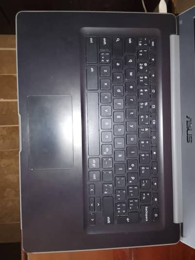 Title: ASUS Chromebook - For Parts Only (Not Turning On)