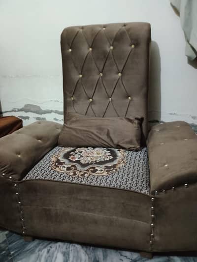 Urgent sofa set for sale