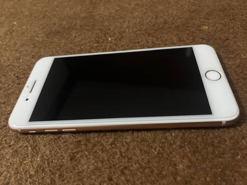 Apple iPhone 8 Plus 2