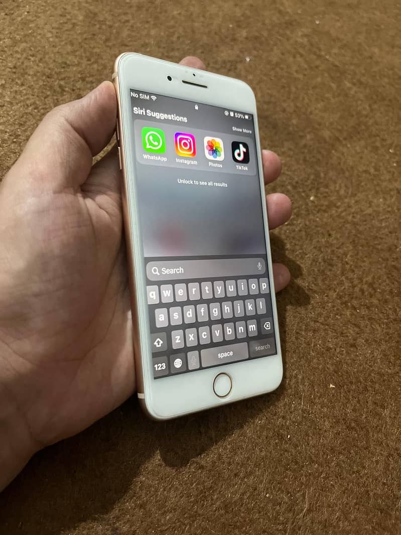 Apple iPhone 8 Plus 8
