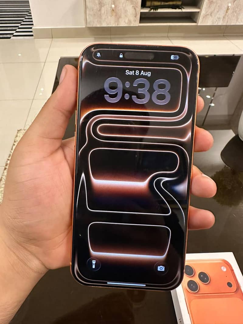 Apple iPhone 17 Pro Max 5