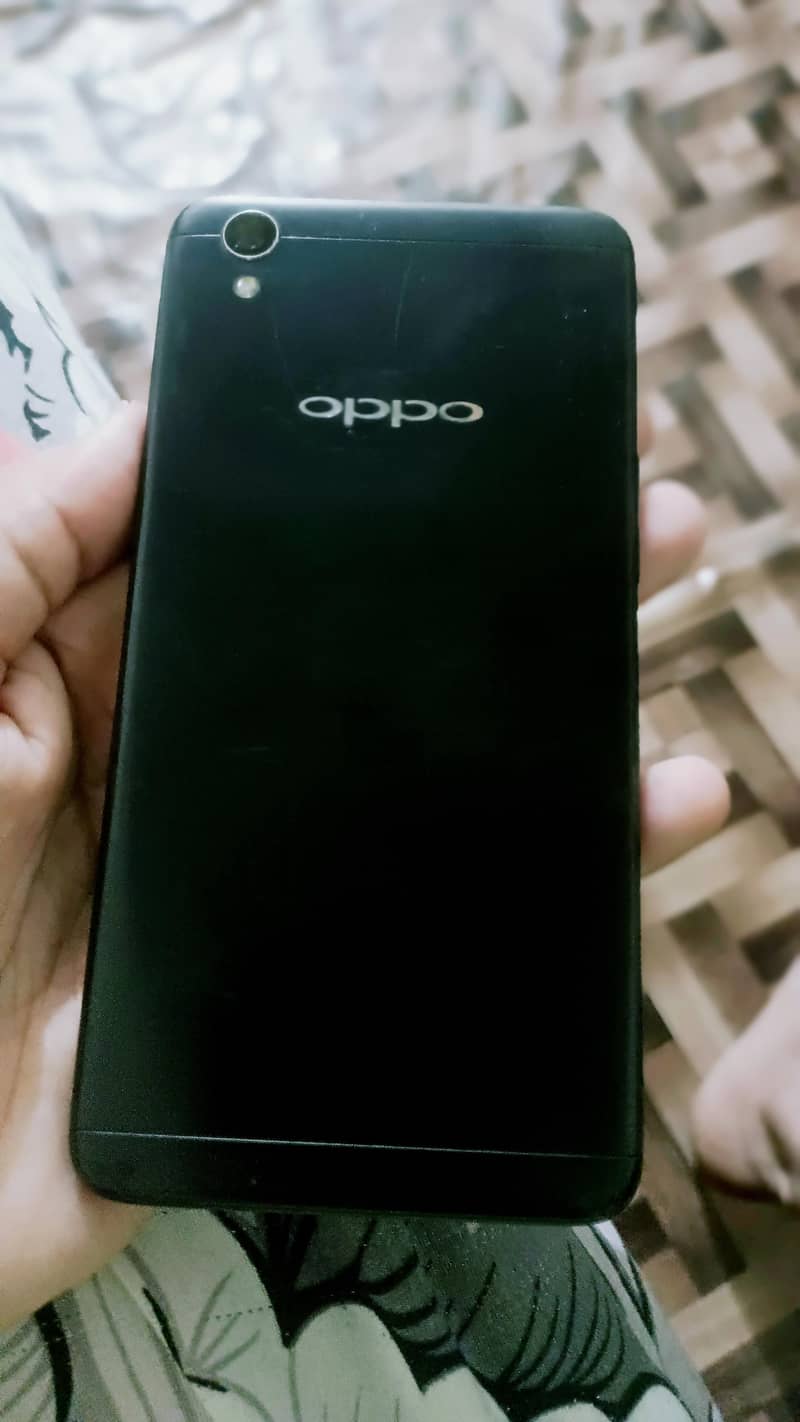 OPPO A37 1