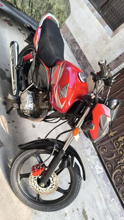 Honda CB 125 2019 | Genuine | 7670 KM | Seal Pack Engine