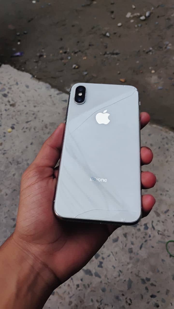 Apple iPhone X 5