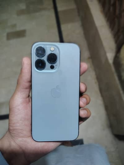 Apple iPhone 13 Pro