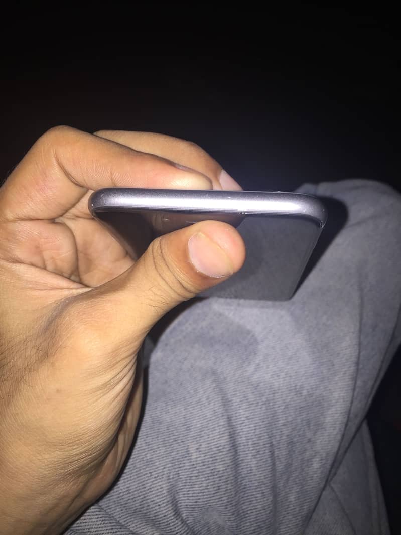 Apple iPhone 6S 6